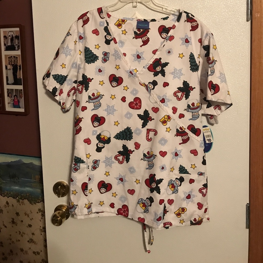 Scrub top - Picture 1 of 1