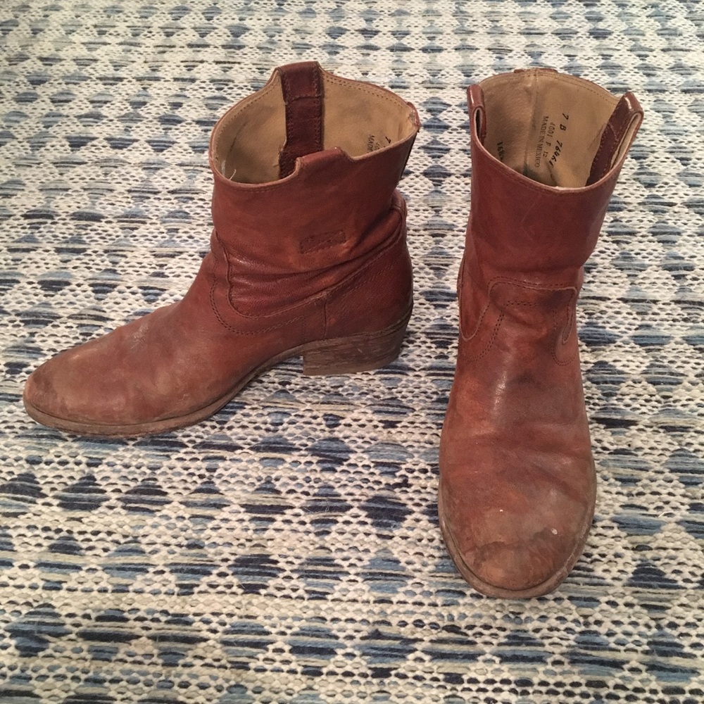 Well-loved short brown Frye boots