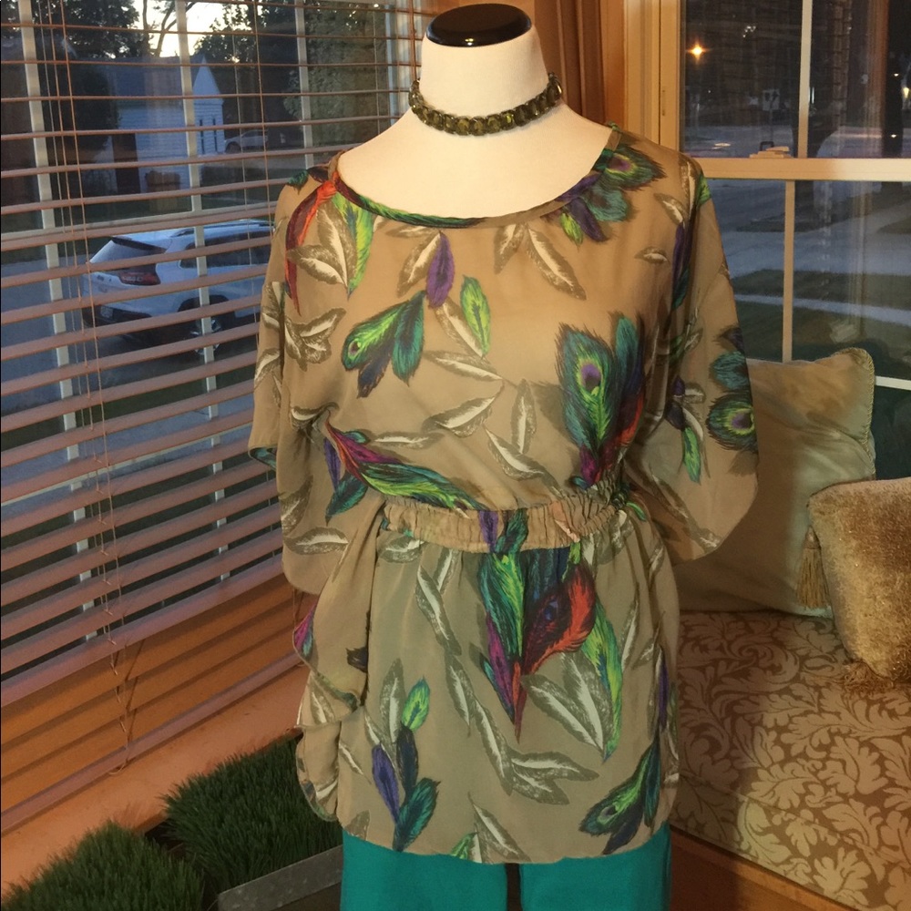 Ladies floral blouse - Medium