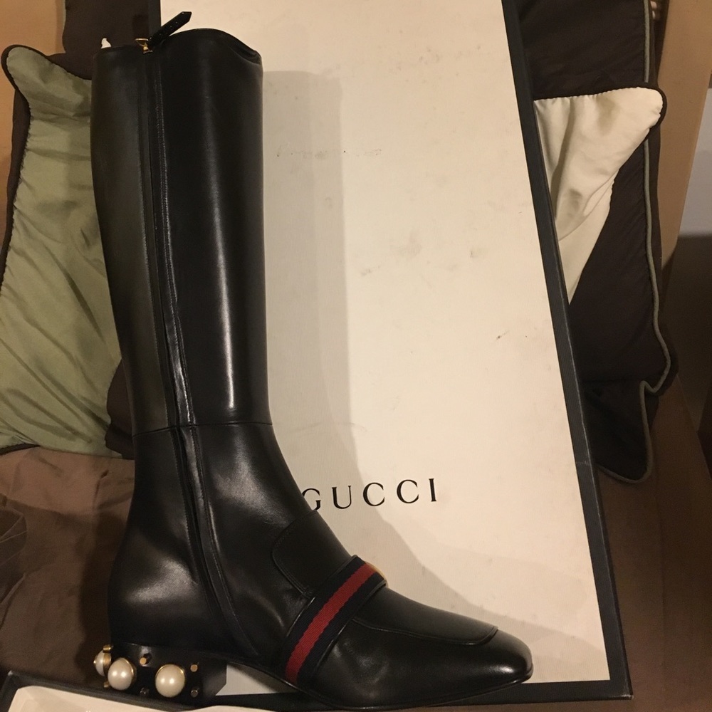 GUCCI NEW  black size 9 riding boots Never worn