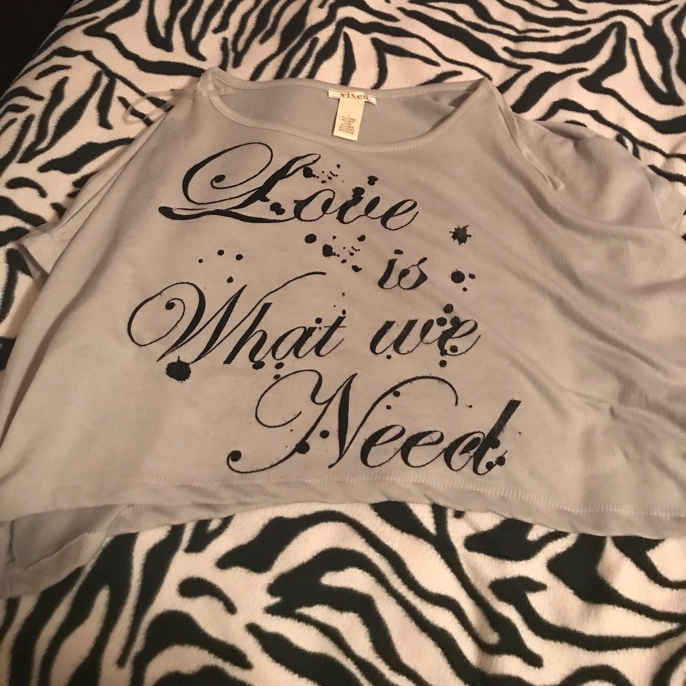 A Gray " Love is what we need" crop top 👚
