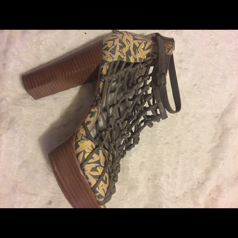 Loeffler randal + suno leather caged platform