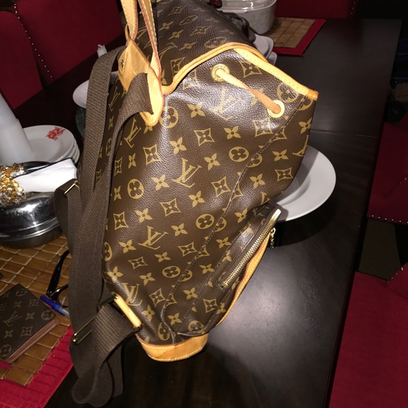 Authentic Louis Vuitton Bosphore Backpack - Picture 4 of 5