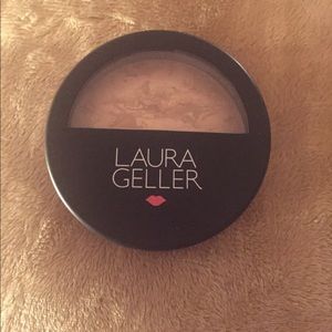 Laura Geller Baked Balance + Brighten Foundation