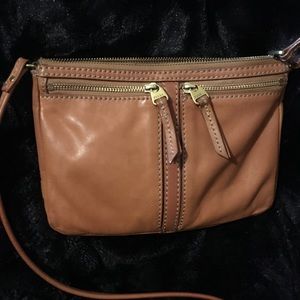 Leather crossbody fossil purse