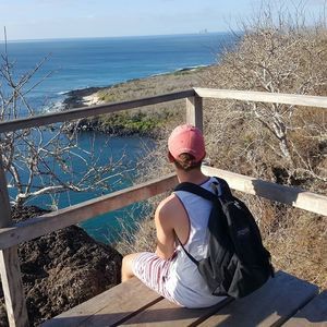 Meet your Posher, Derek