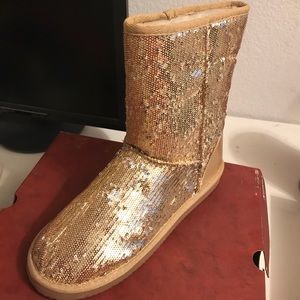 Gold sparkly winter boots