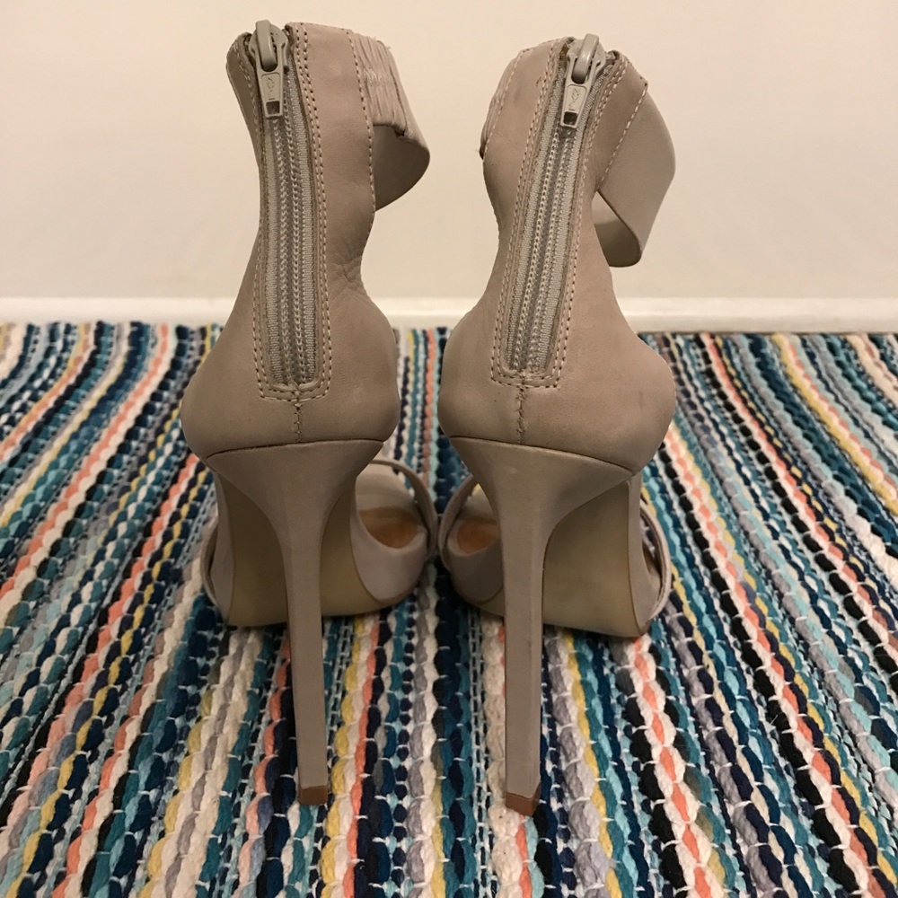 Steve Madden heels - Picture 2 of 4