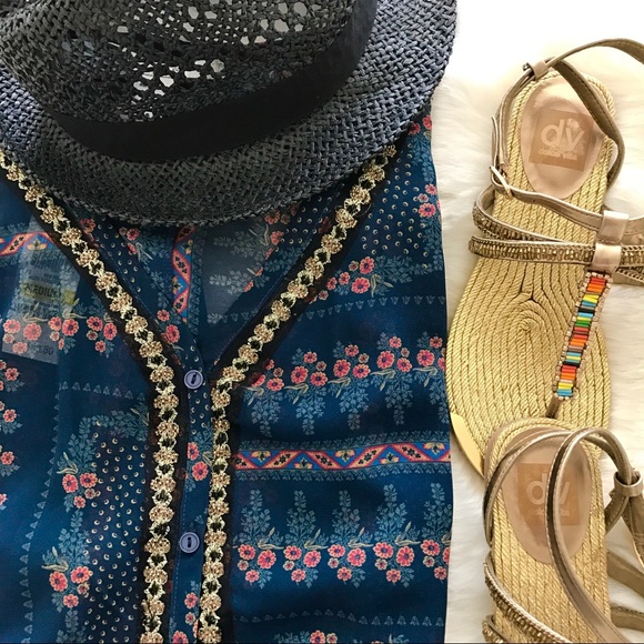 American Rag sheer blouse - Picture 2 of 8