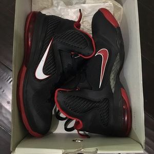 Lebron 9 Breds