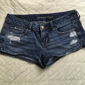 American eagle low rise shorts