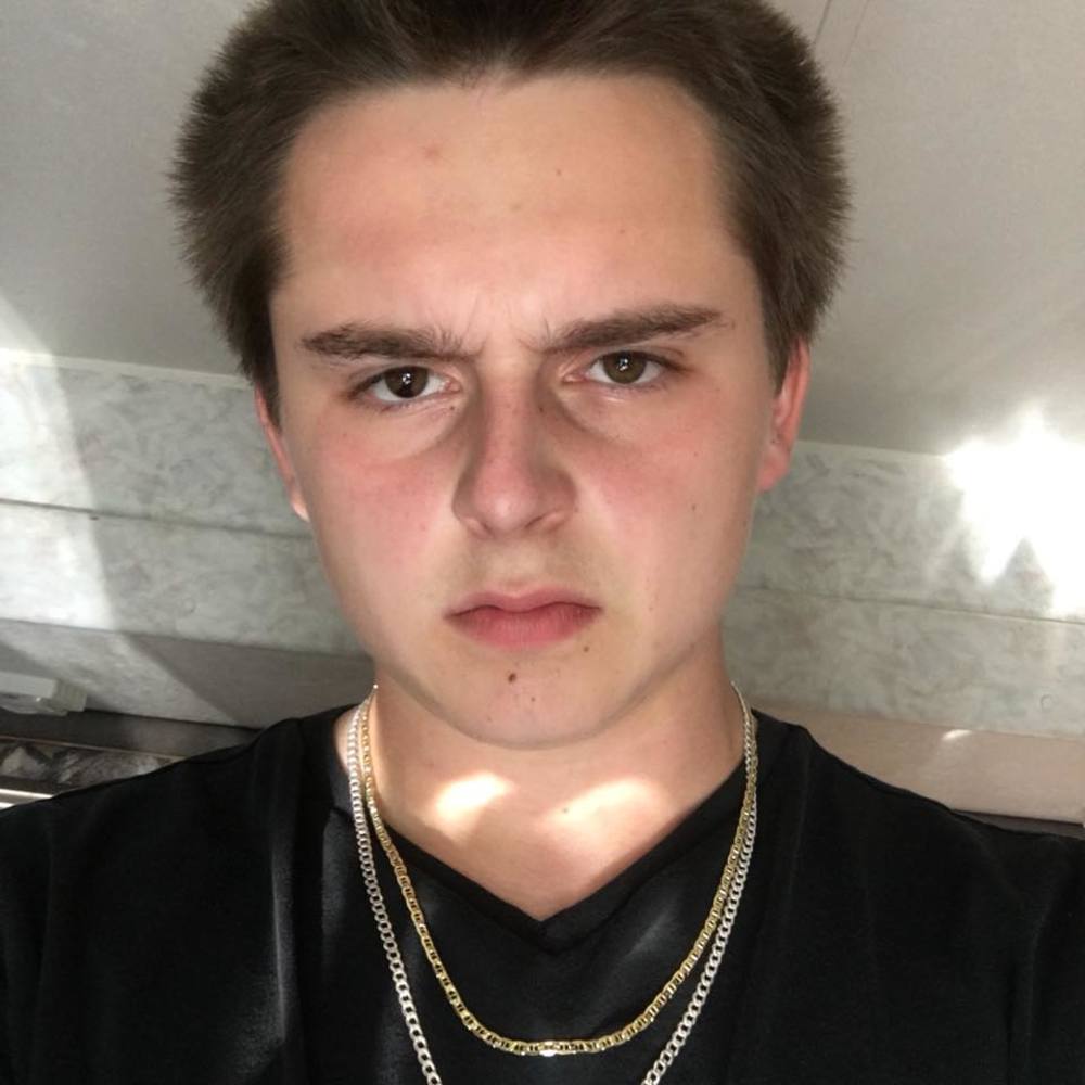 Meet your Posher, Dalton
