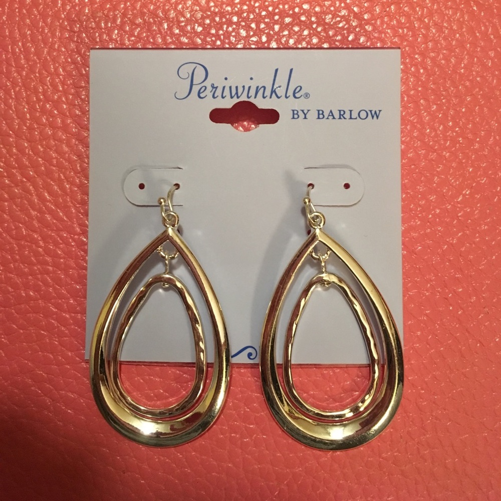 Periwinkle silver earrings