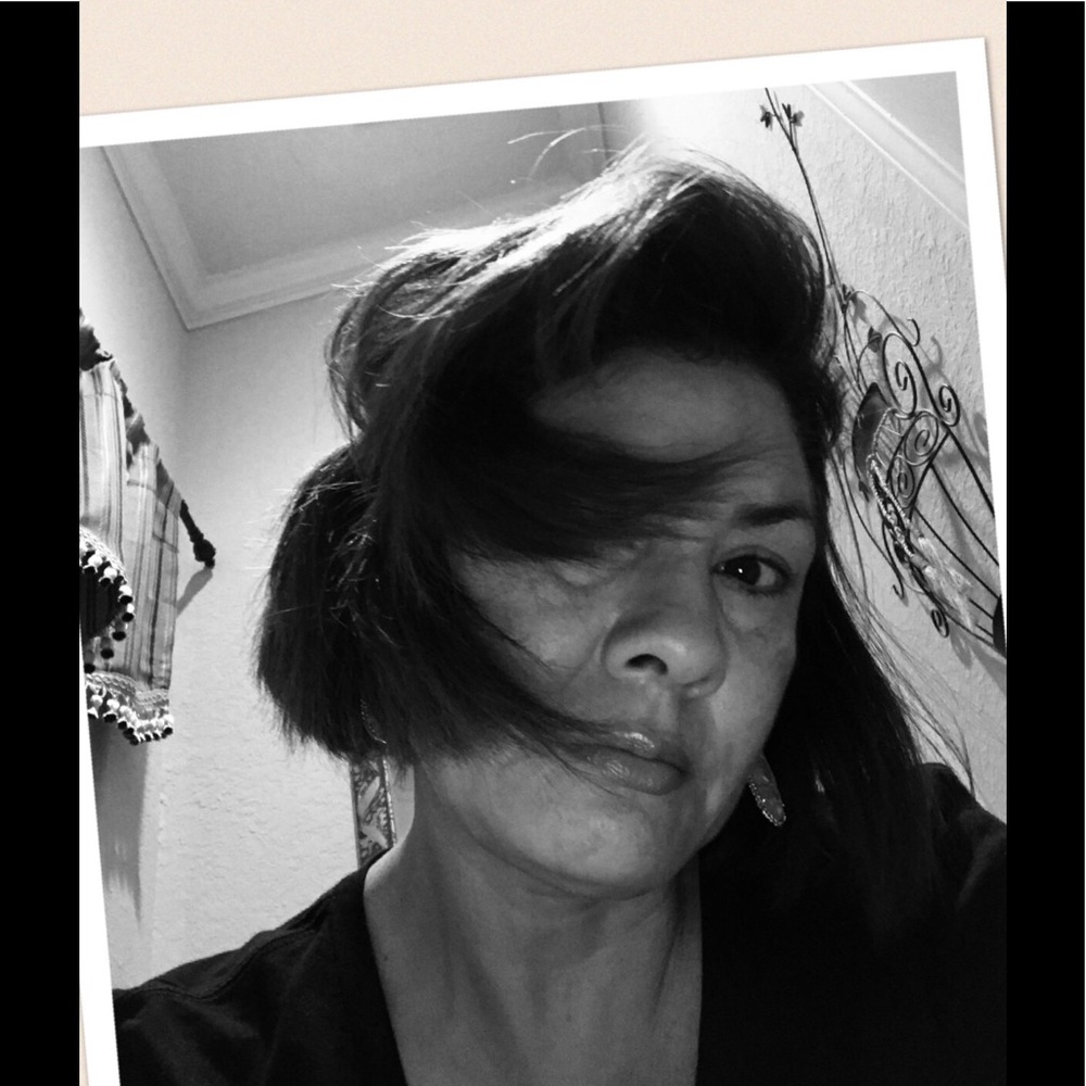 Meet your Posher, Paula