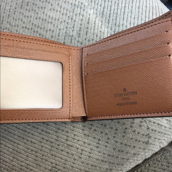 Louis Vuitton wallet - Picture 2 of 3