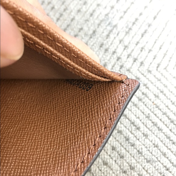 Louis Vuitton wallet - Picture 3 of 3