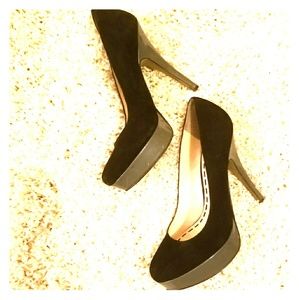 Enzo Angiolini Black & Gray Suede Platform Pumps 7