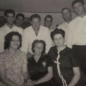 Meet your Posher, Sandra