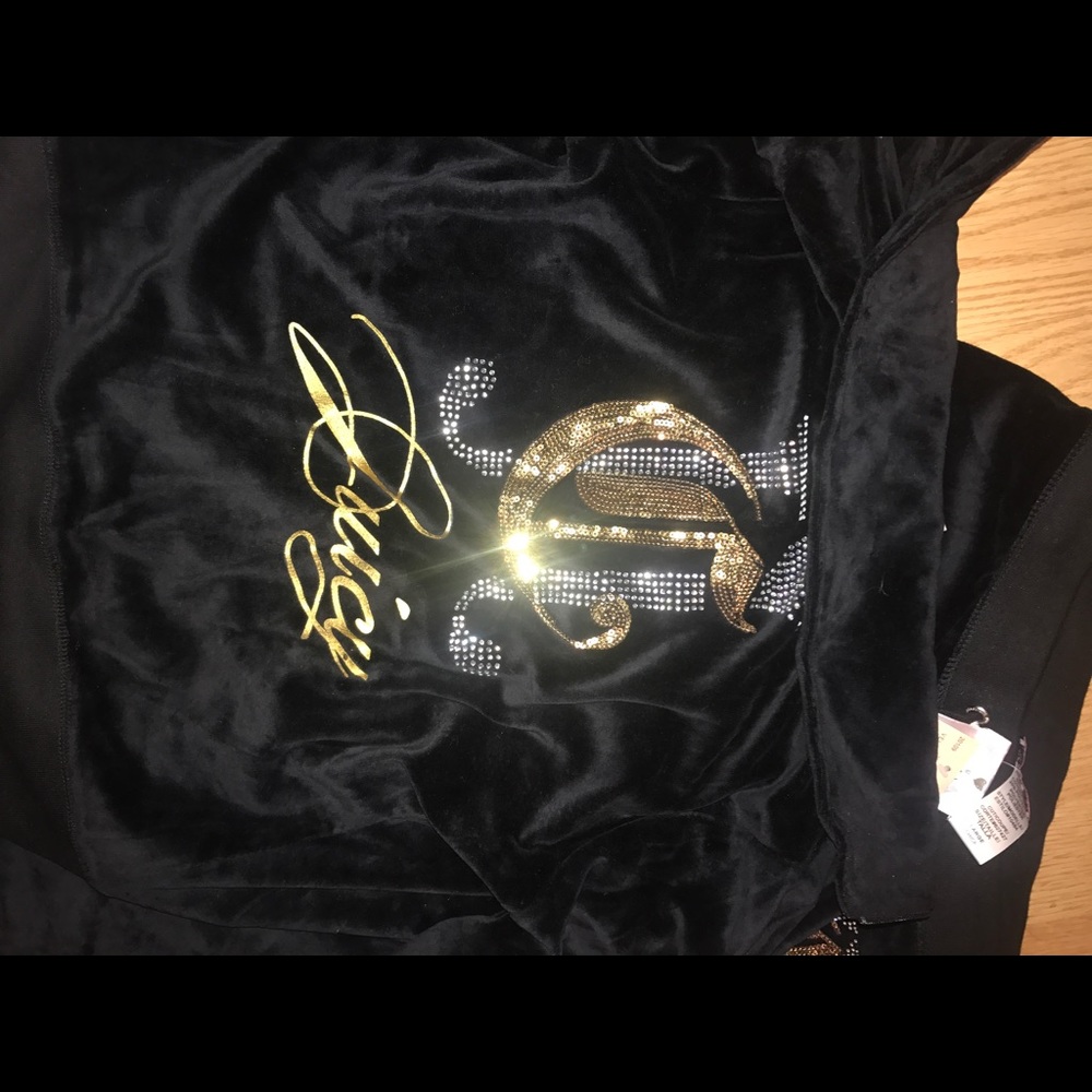 New with tags Juicy Couture tracksuit!!