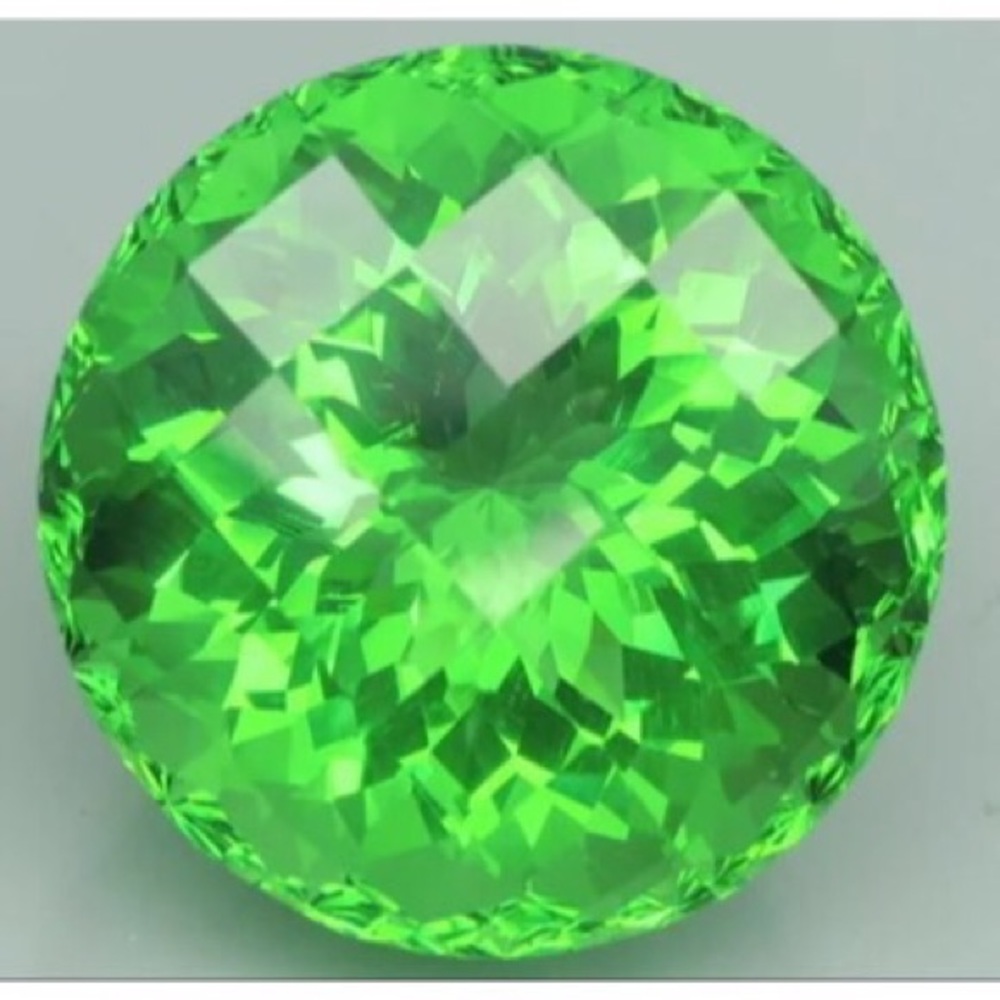 Apple Green Stone 27.1 Ct (Glass)
