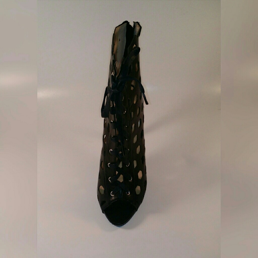 BLACK CAGED HEELS - Picture 4 of 4