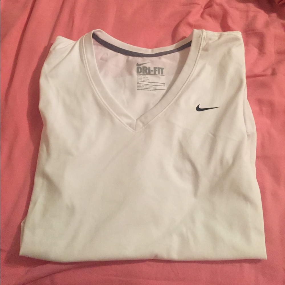 Nike dri-fit top
