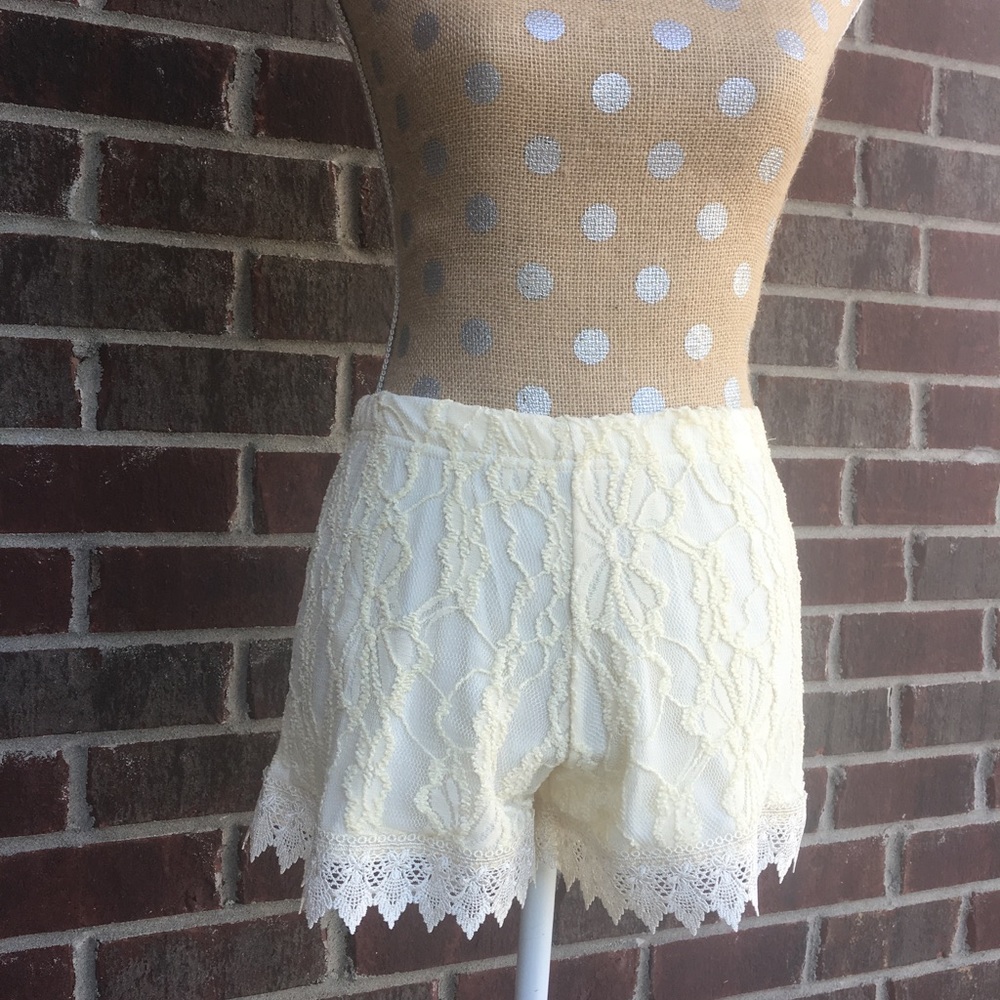 A'reve Ivory Lace Shorts