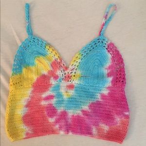 Super cute tie dye knit cropped tank