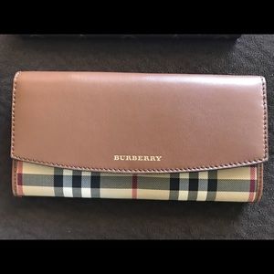 Burberry Porter Continental Wallet