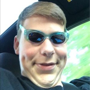 Meet your Posher, Cole