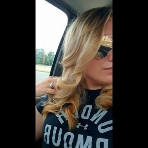 Meet your Posher, Jenn