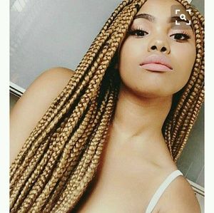 Meet your Posher, Tajanae