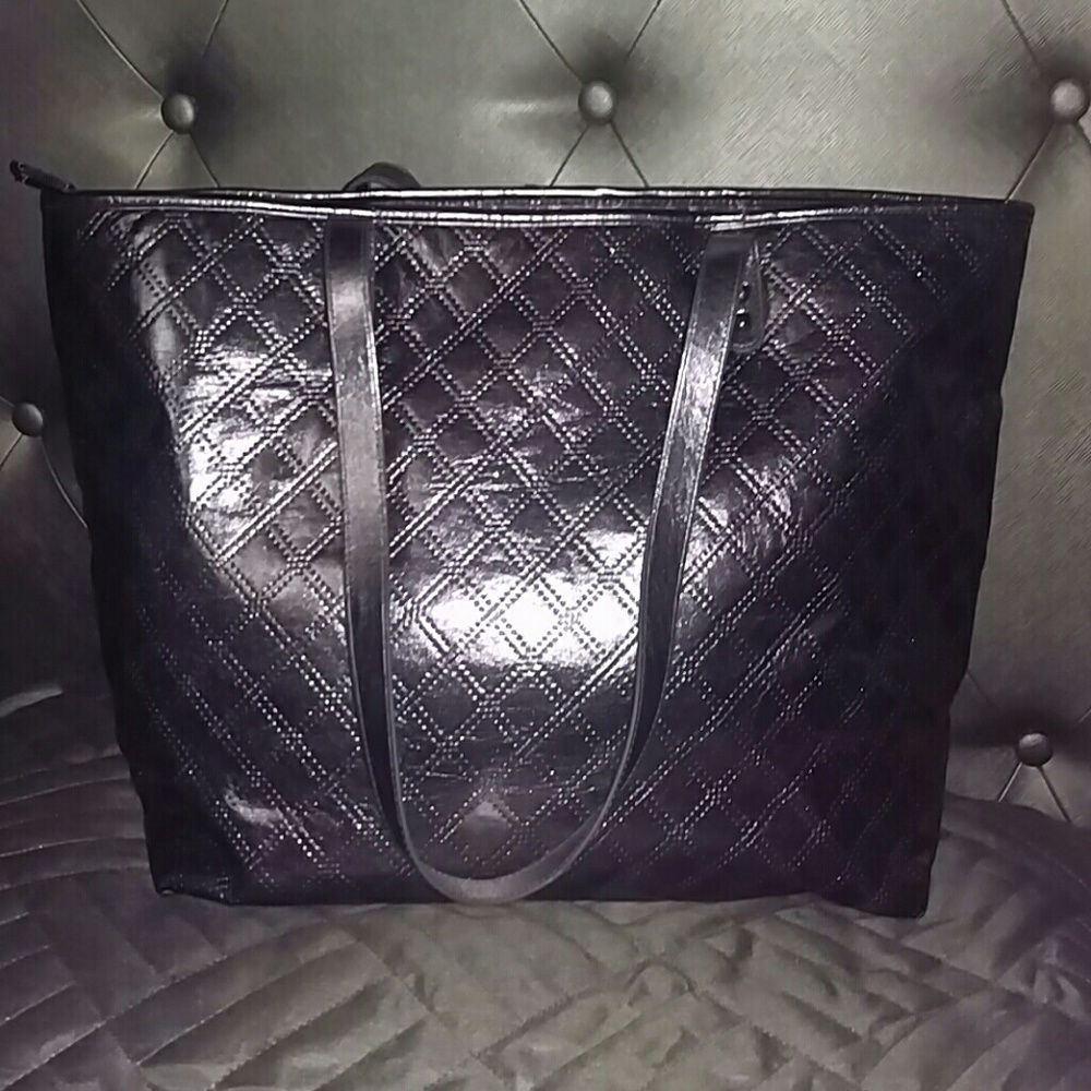 🚫Donated Bath & Body Tote🚫 - Picture 2 of 6