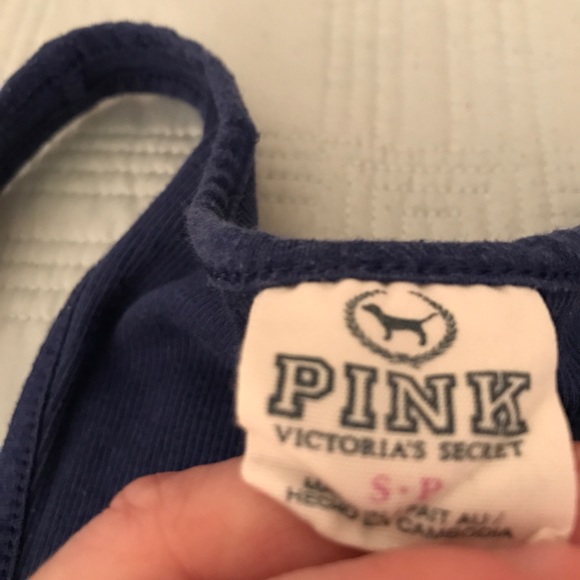 Lot of 3 Racerback Tanktops - Picture 3 of 4