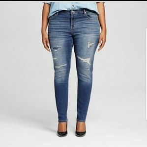 Ava and Viv Destructed Skinny Jeans Size 16