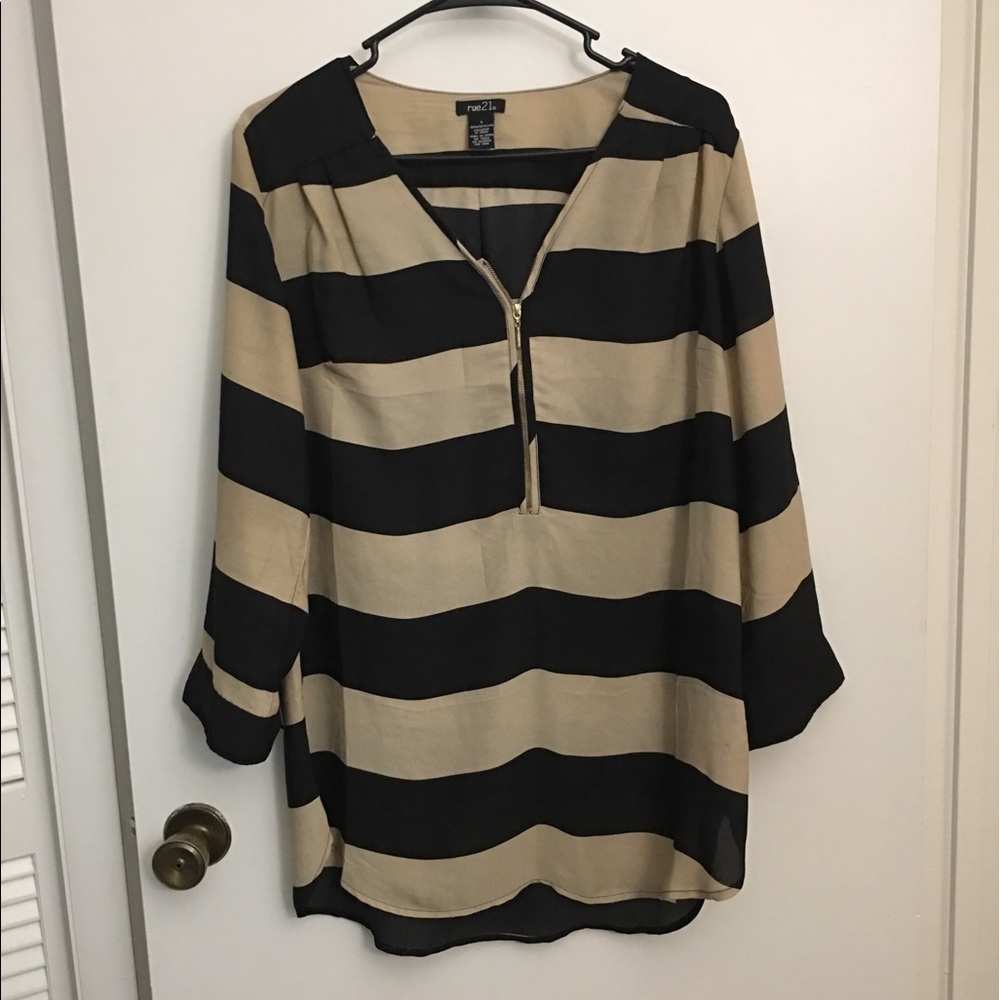 Super Cute, Lightly Worn, Tunic!