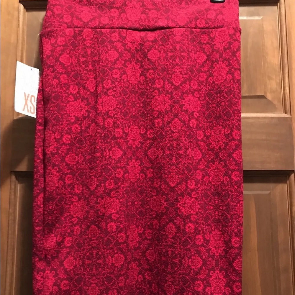 LuLaRoe XS Pink Cassie skirt