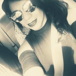 Meet your Posher, Perla