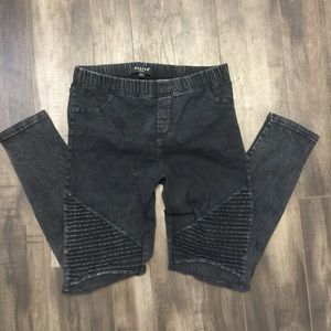 Black acid wash skinny moto jeans