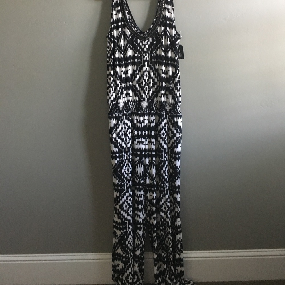 Inc jumpsuit beaded in the front