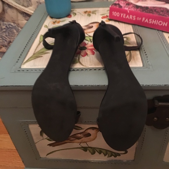 Ava & Aiden Sandals - Picture 4 of 5