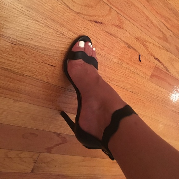 Ava & Aiden Sandals - Picture 5 of 5