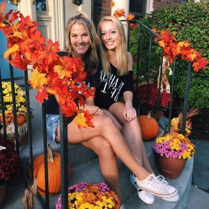 Meet your Posher, Yana