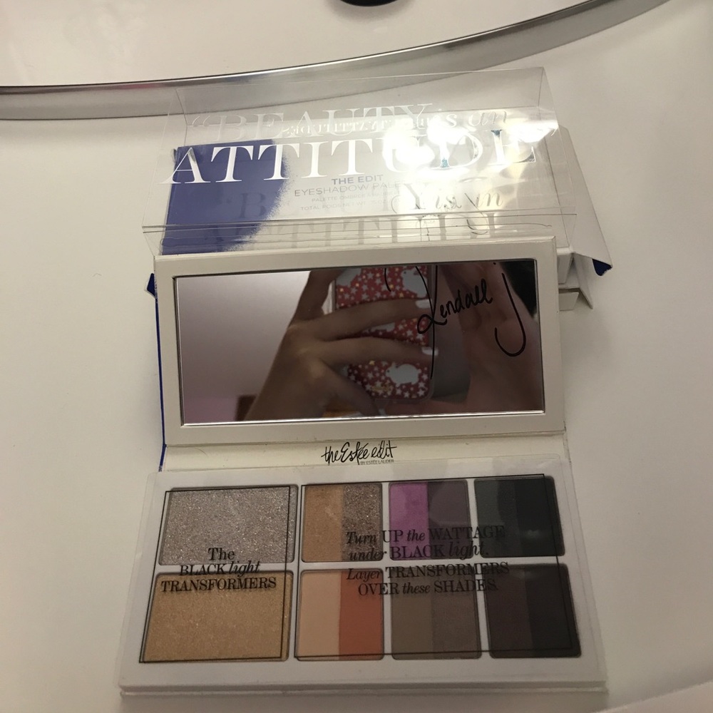 The edit eyeshadow palette