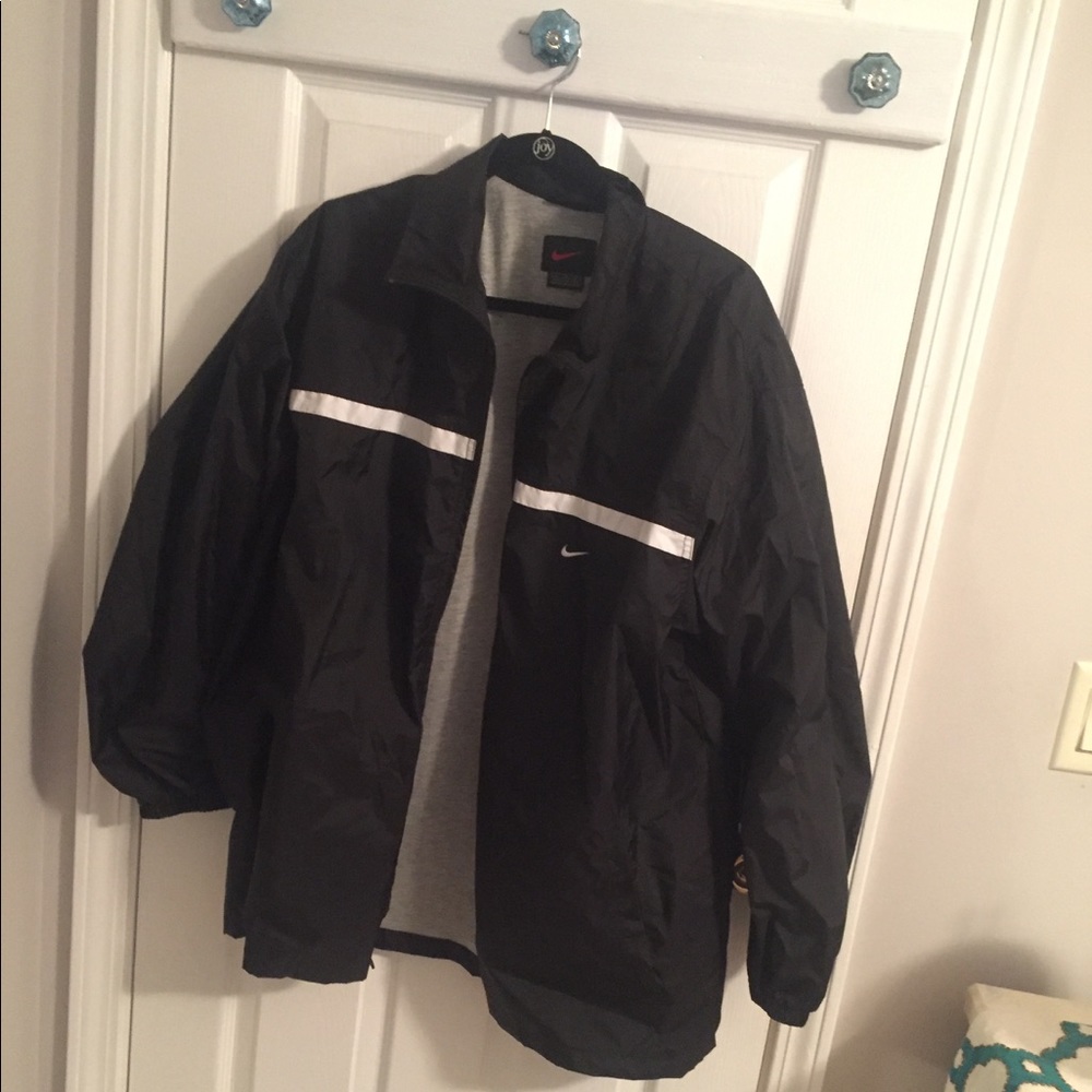 Mens Nike windbreaker