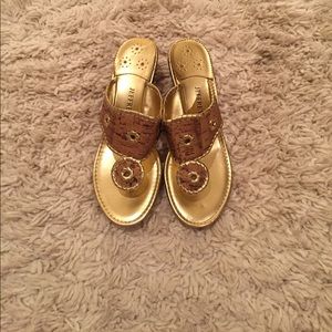 Jack roger look alike gold and cork wedges