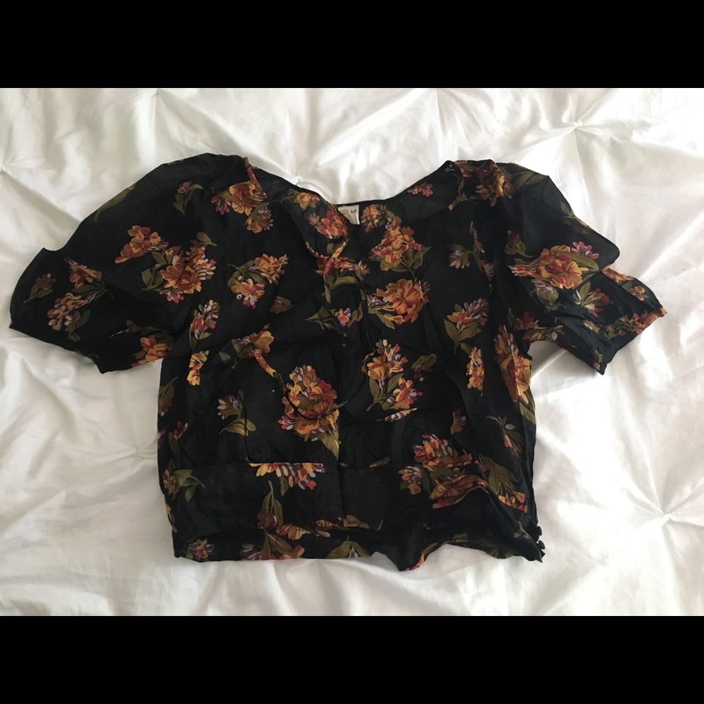 Anthropologie Eden and esyllte sz 6 floral blouse