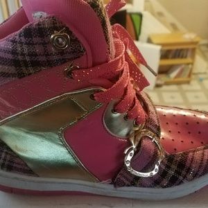 Apple bottom high tops