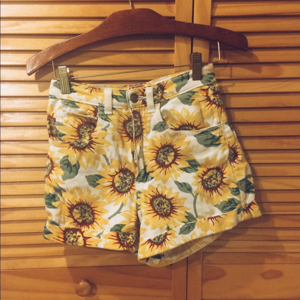 American apparel high waisted shorts