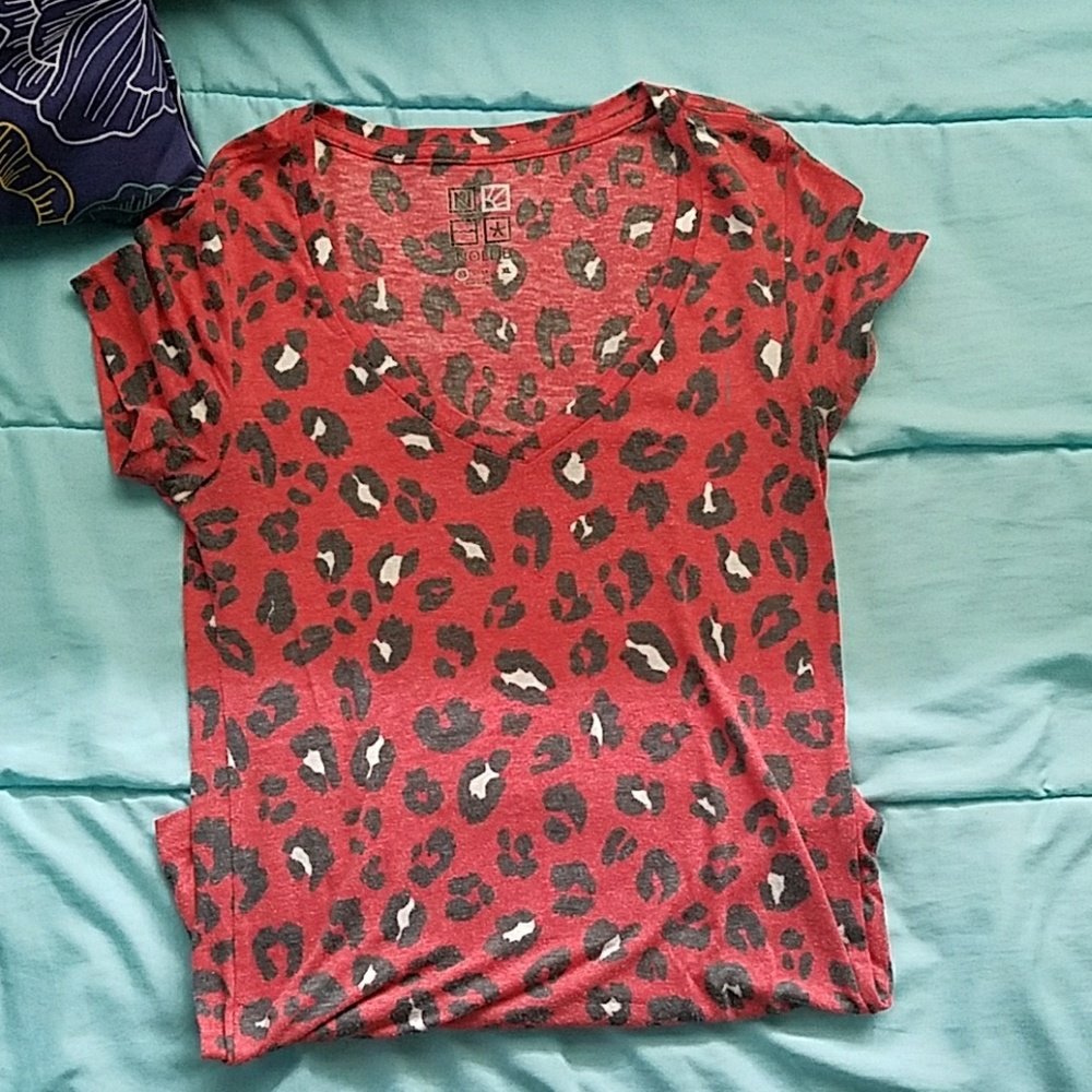 Leopard print tee